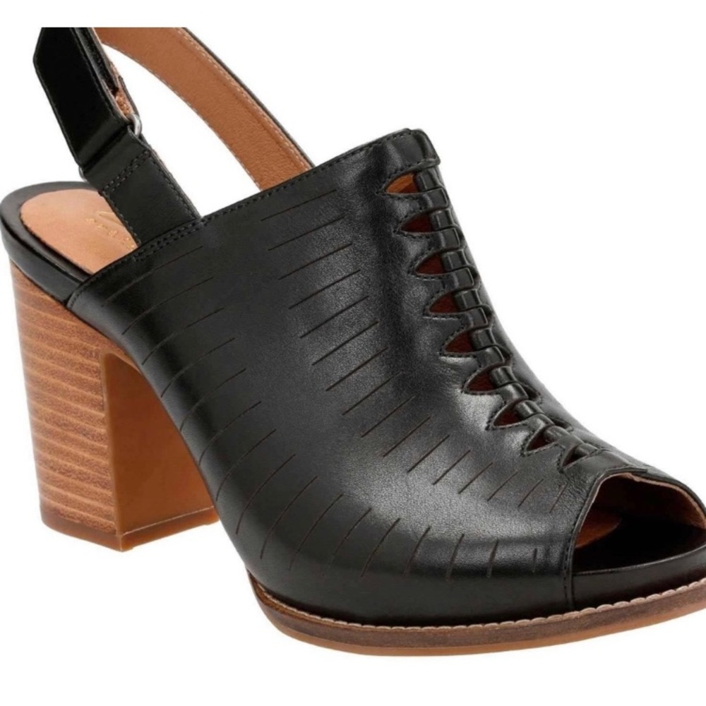 NIB Black Clark’s Briatta Key Open Toe Heels sz 11